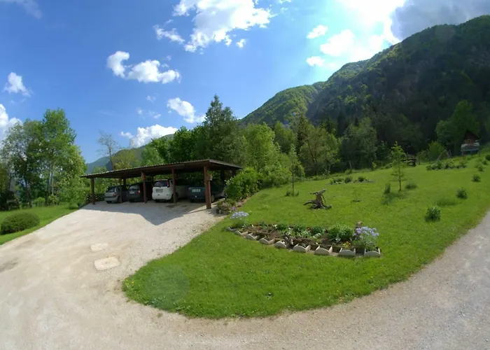 Apartma Bel Apartment